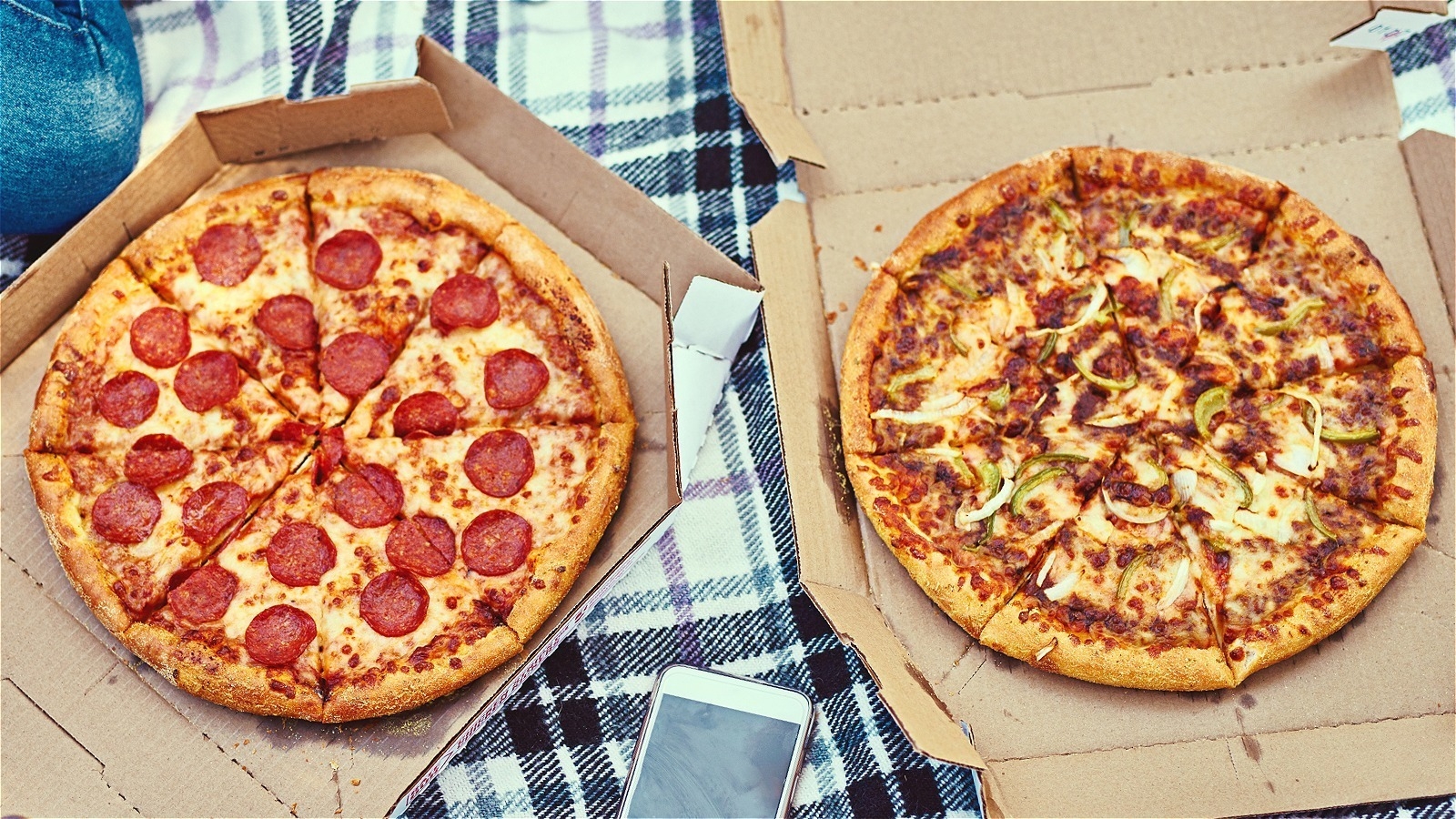 You Should Buy 2 Medium Pizzas As Opposed To A Large Here 39 s Why